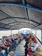 Разходка с лодка по езерото Тана
