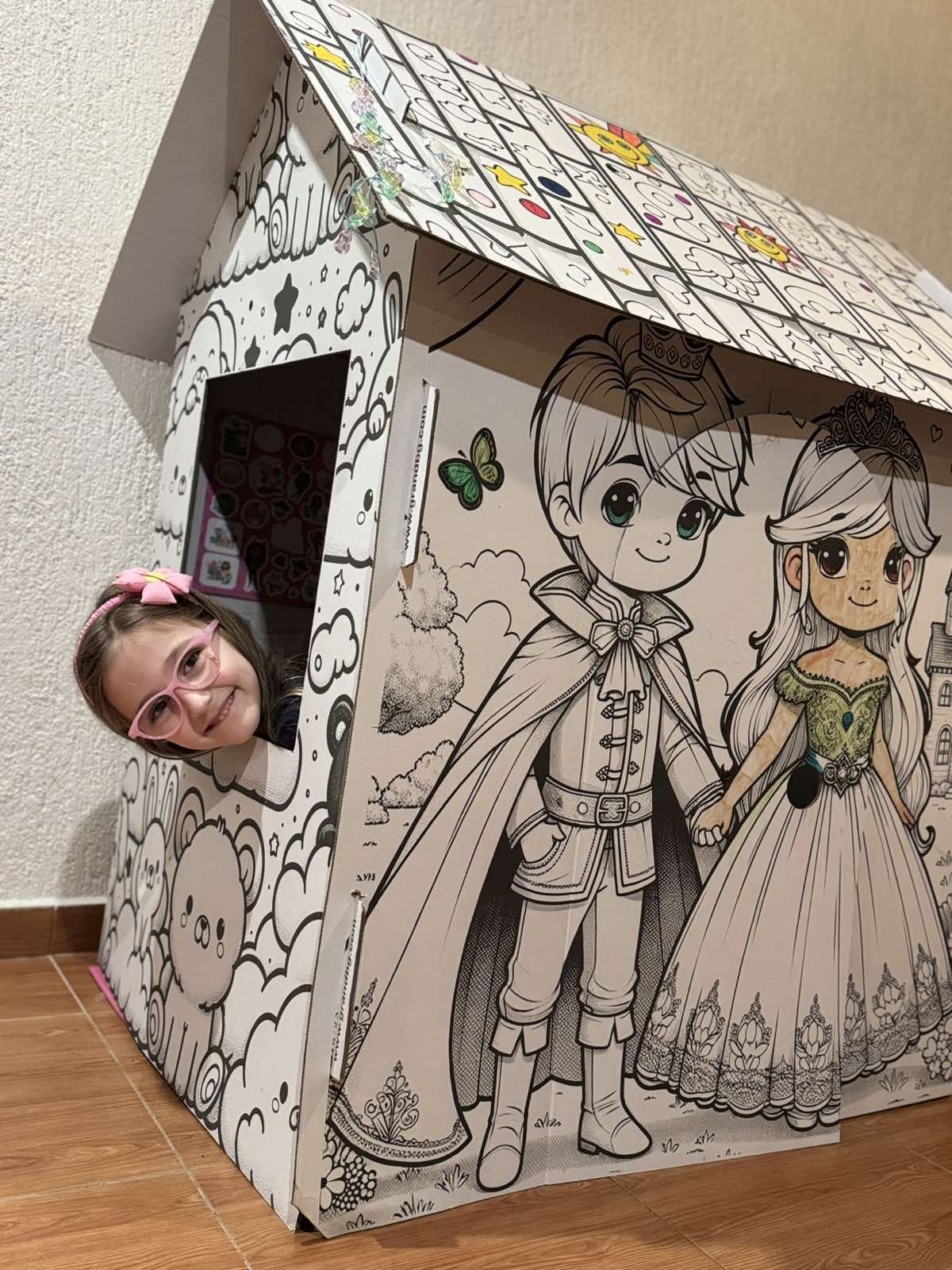 Дете с маркер